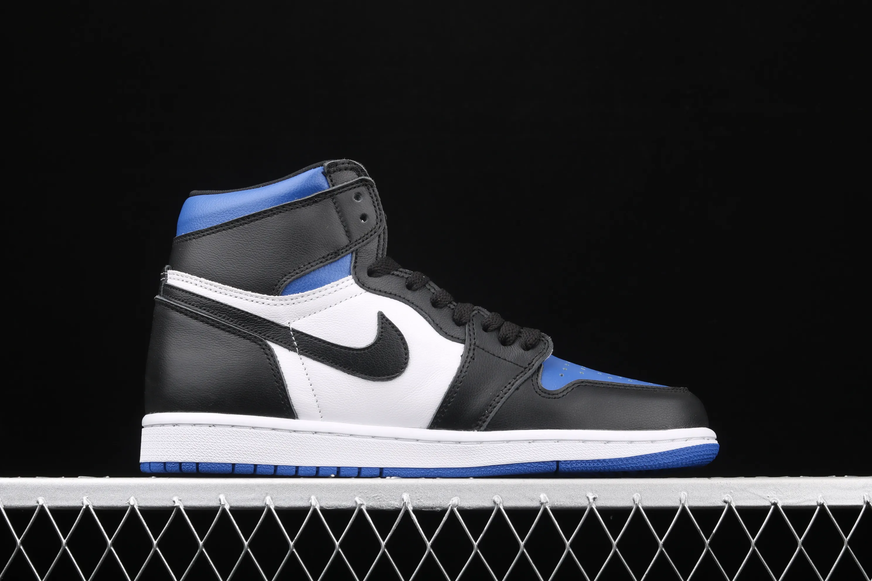 All categories Air Jordan Jordan series basketball shoes Air Jordan 1 High X version Air Jordan 1 Hi 85 AJ1 Joe 1 new black and blue high-top basketball shoes 555088-041